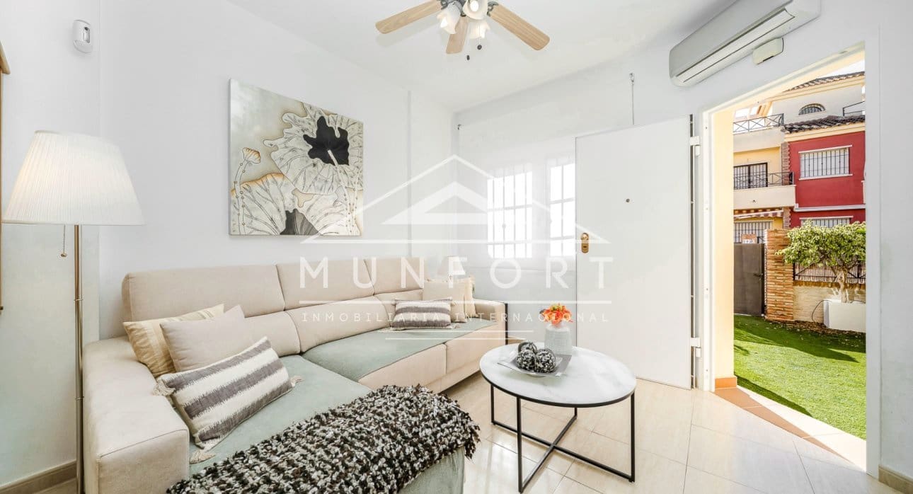 4 quarto Casa em Banda para venda em Torre de la Horadada - 350 000 € (Ref: 9383595)