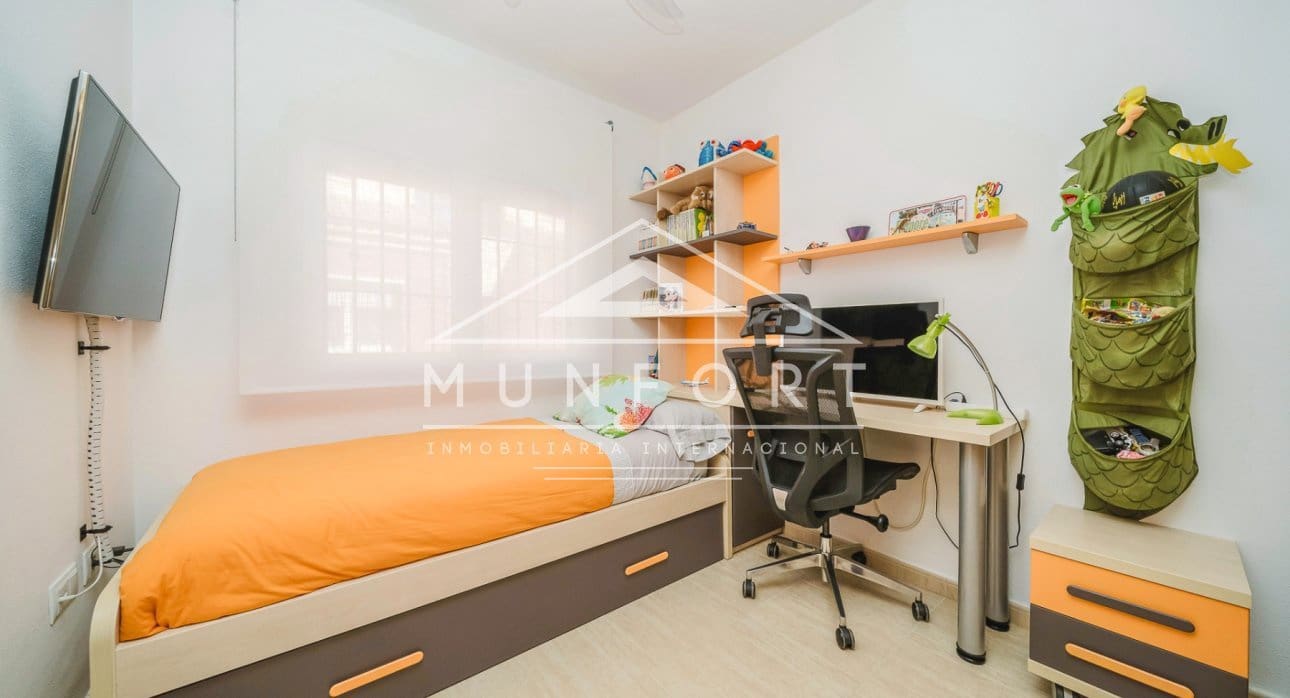 4 quarto Casa em Banda para venda em Torre de la Horadada - 350 000 € (Ref: 9383595)