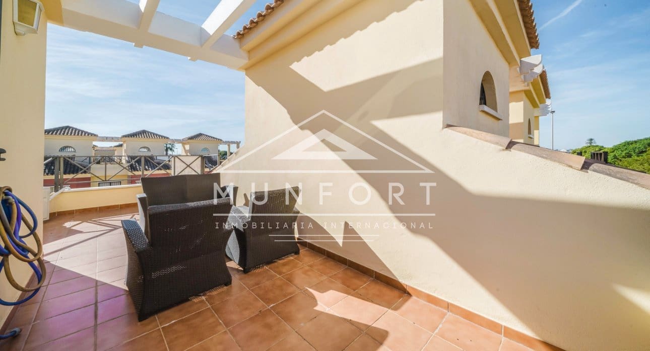 4 quarto Casa em Banda para venda em Torre de la Horadada - 350 000 € (Ref: 9383595)