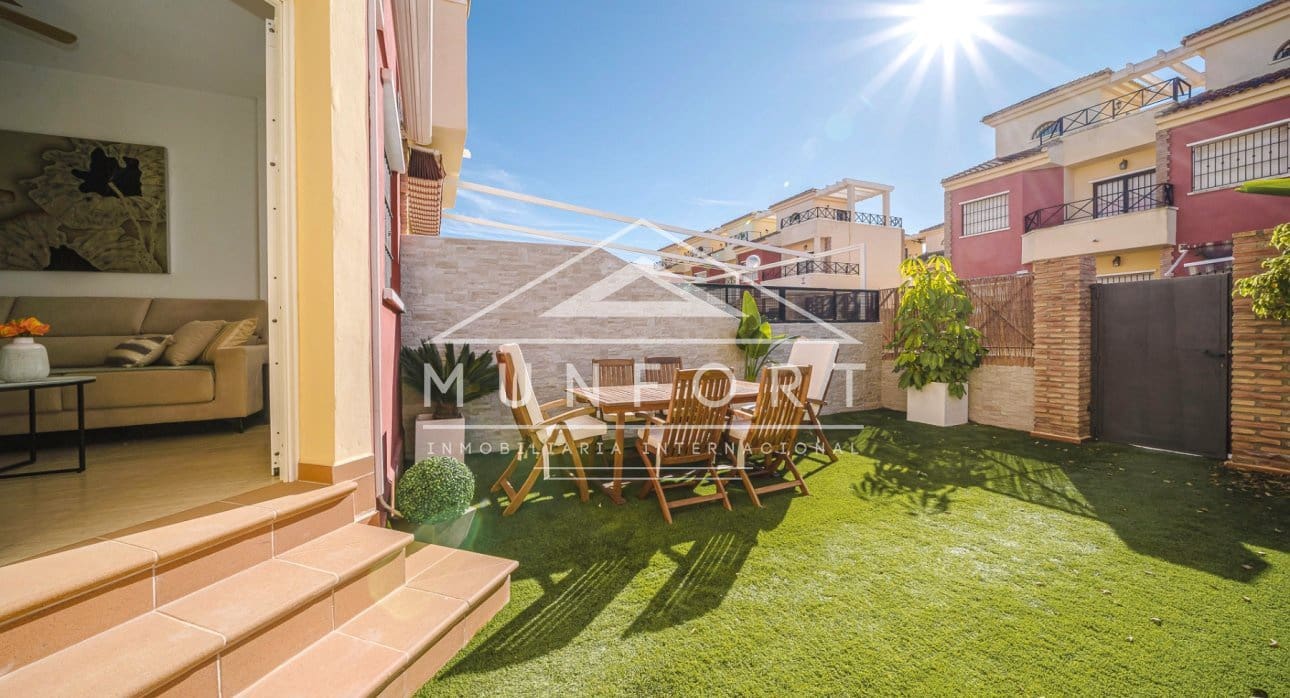 4 quarto Casa em Banda para venda em Torre de la Horadada - 350 000 € (Ref: 9383595)