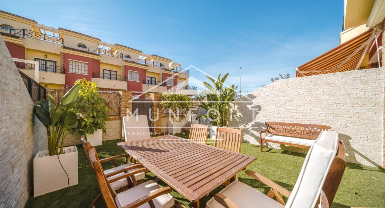 4 quarto Casa em Banda para venda em Torre de la Horadada - 350 000 € (Ref: 9383595)