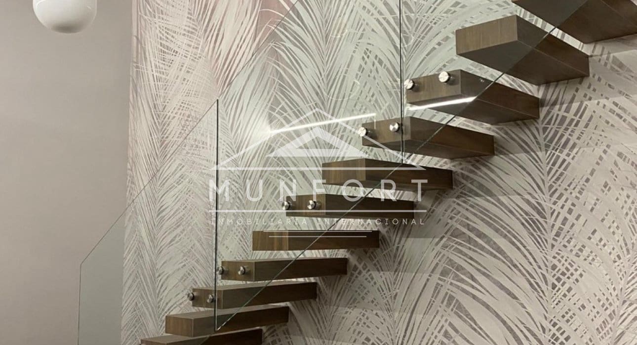 3 slaapkamer Villa te koop in Ciudad Quesada met zwembad - € 1.050.000 (Ref: 9384851)