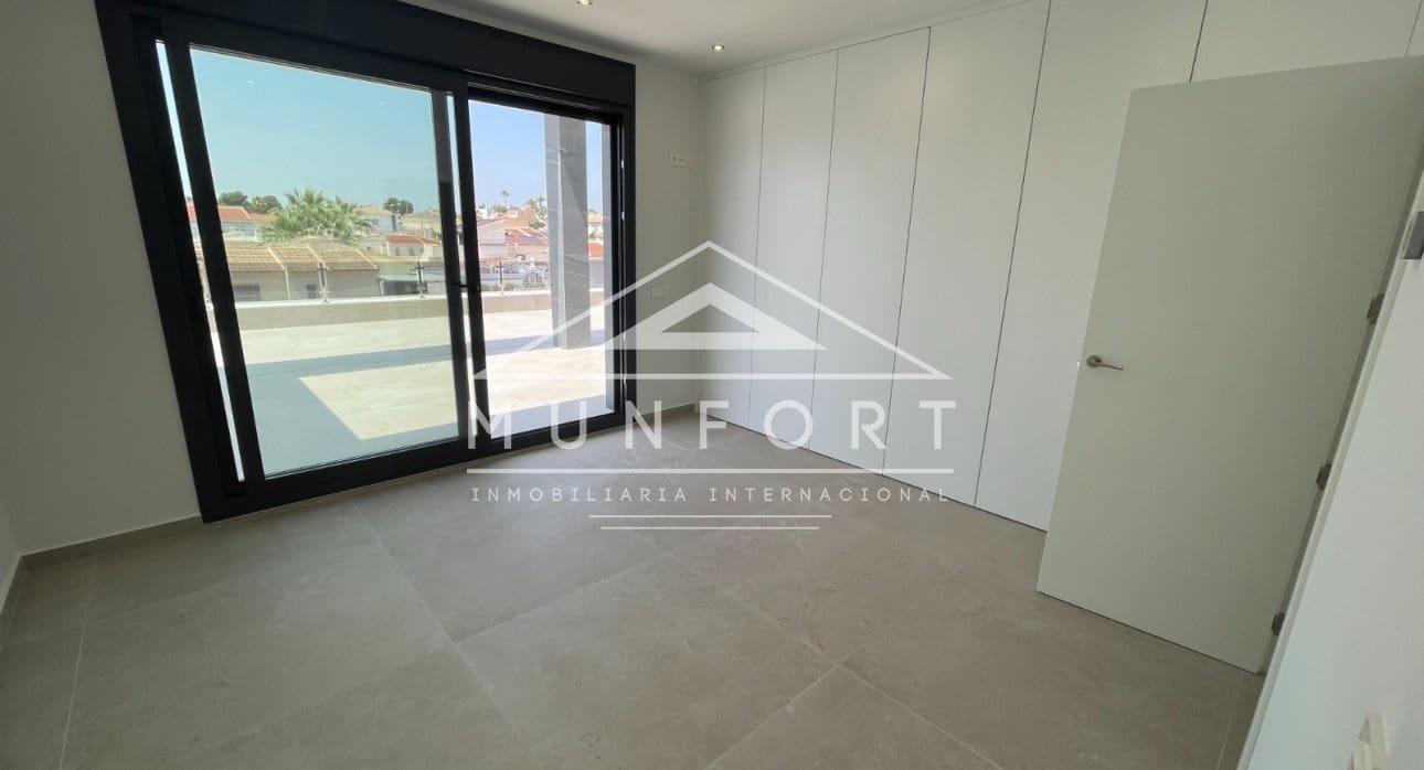 3 chambre Villa/Maison à vendre à Ciudad Quesada avec piscine - 799 900 € (Ref: 9386584)