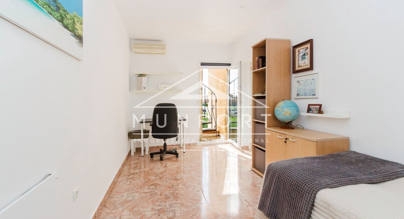 4 slaapkamer Villa te koop in Torrevieja - € 399.000 (Ref: 9386898)