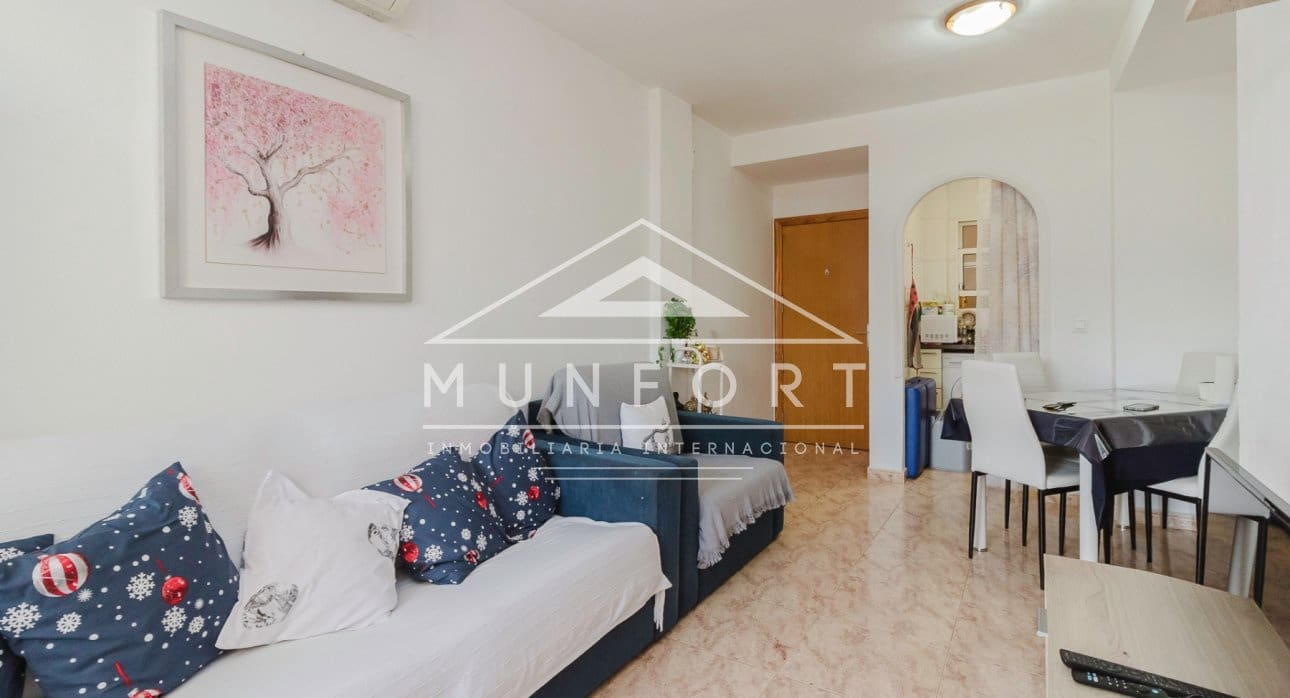 2 slaapkamer Appartement te koop in Torrevieja met zwembad - € 145.000 (Ref: 9386899)