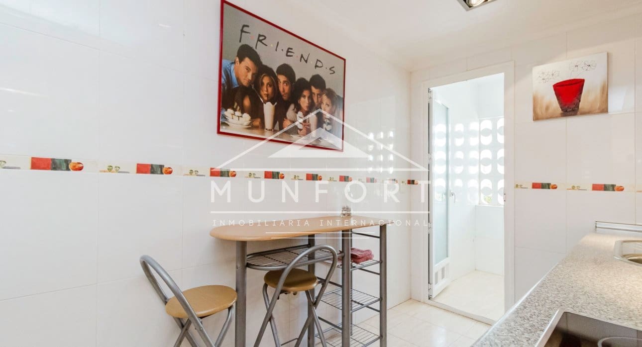 3 soverom Bungalow til salgs i Orihuela Costa med svømmebasseng - € 265 000 (Ref: 9386900)