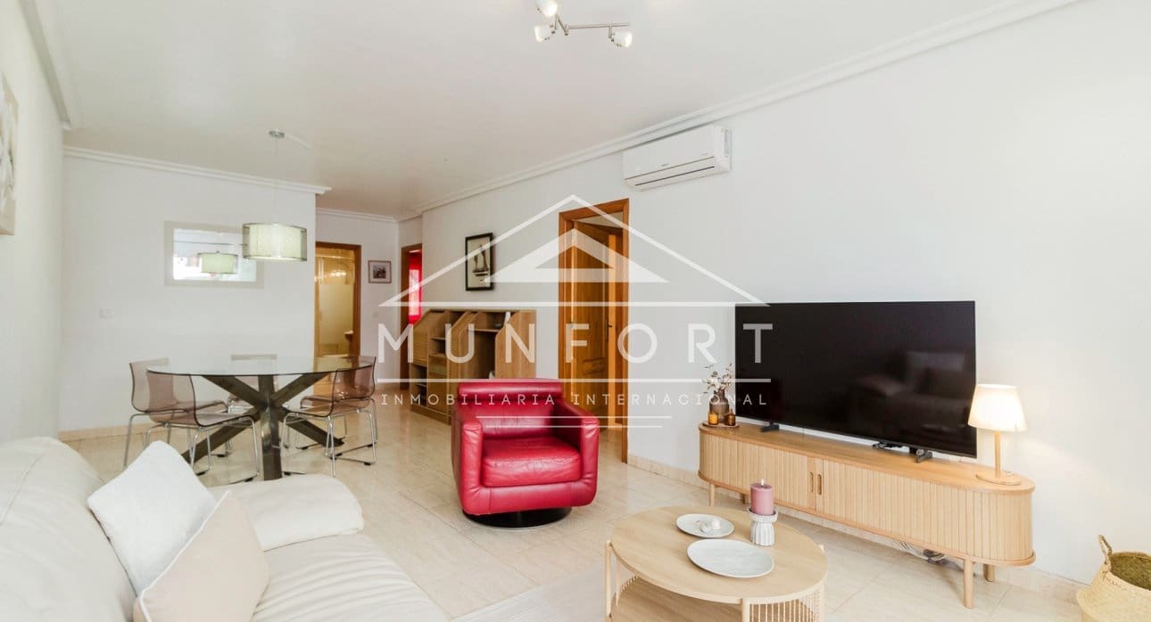 3 soverom Bungalow til salgs i Orihuela Costa med svømmebasseng - € 265 000 (Ref: 9386900)