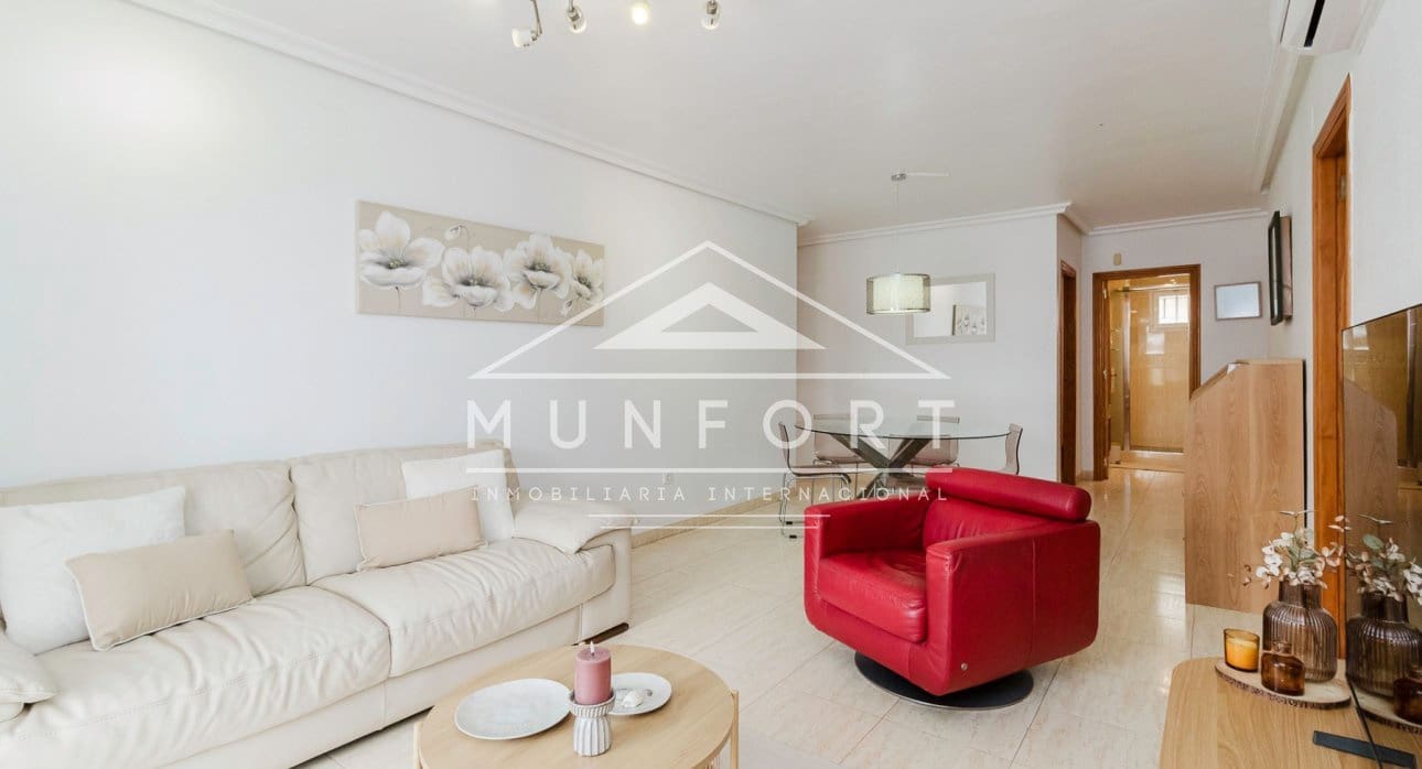 3 soverom Bungalow til salgs i Orihuela Costa med svømmebasseng - € 265 000 (Ref: 9386900)