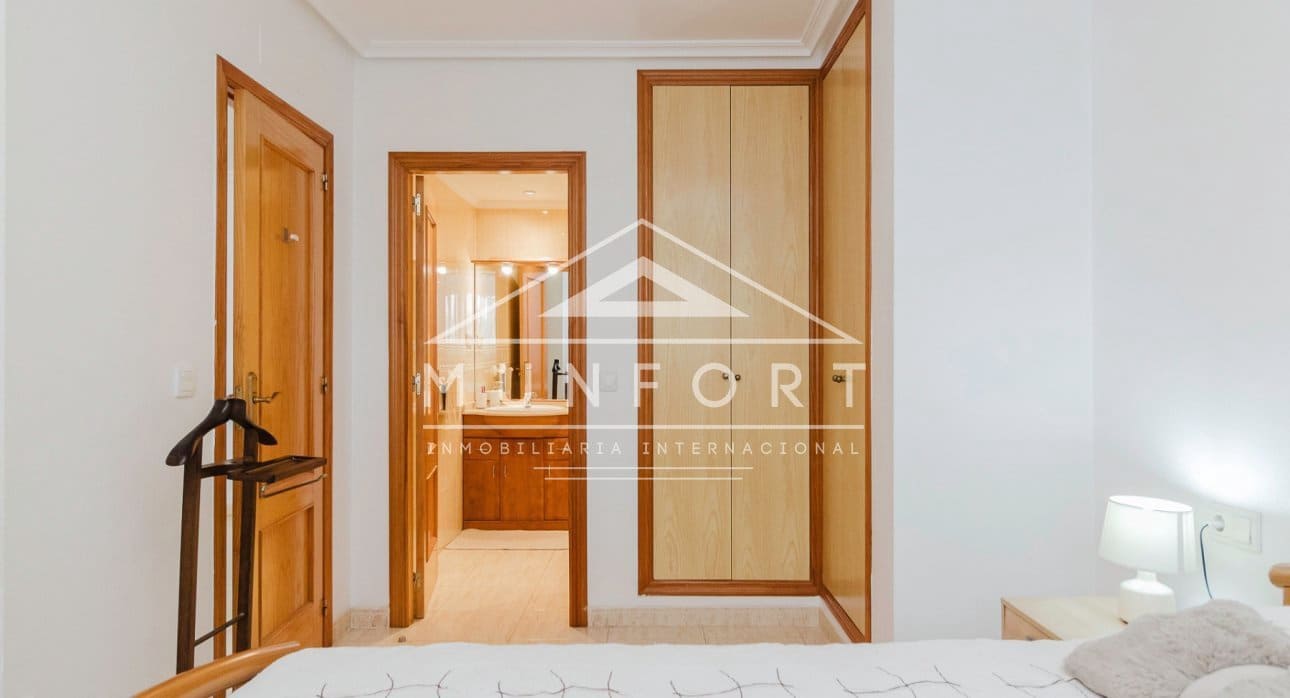 3 soverom Bungalow til salgs i Orihuela Costa med svømmebasseng - € 265 000 (Ref: 9386900)