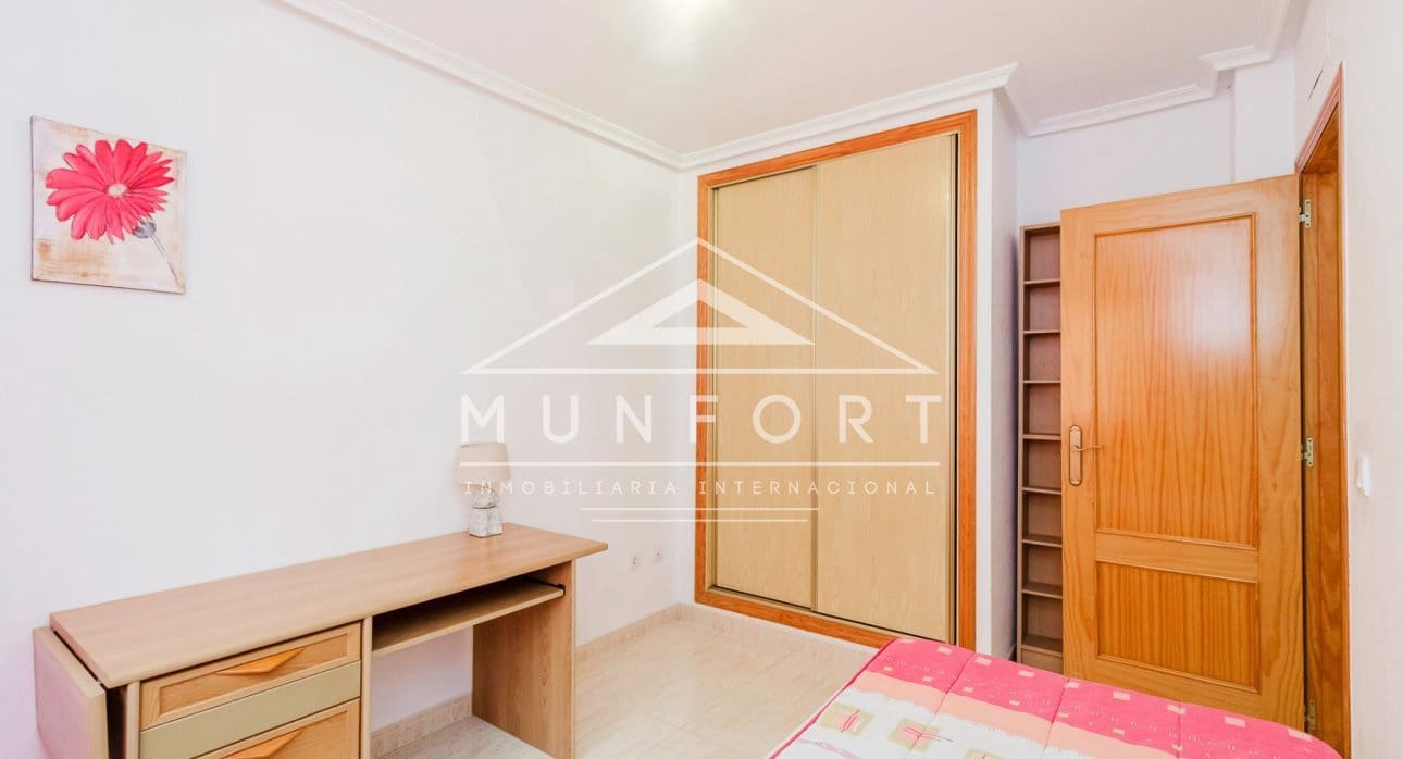 3 soverom Bungalow til salgs i Orihuela Costa med svømmebasseng - € 265 000 (Ref: 9386900)