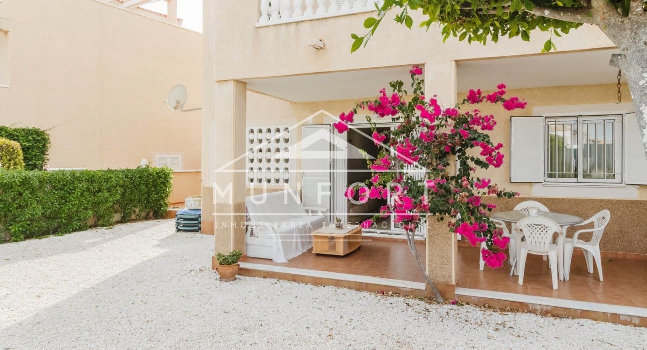 3 soverom Bungalow til salgs i Orihuela Costa med svømmebasseng - € 265 000 (Ref: 9386900)