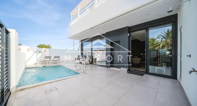 3 bedroom Townhouse for sale in Pilar de la Horadada ciudad, Pilar de la Horadada with pool - € 399,000 (Ref: 9386902)