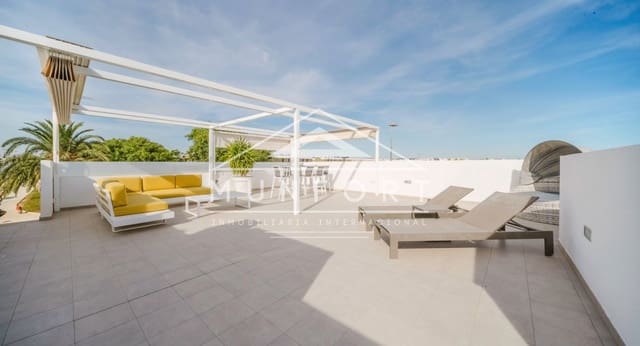 3 bedroom Townhouse for sale in Pilar de la Horadada ciudad, Pilar de la Horadada with pool - € 399,000 (Ref: 9386902)