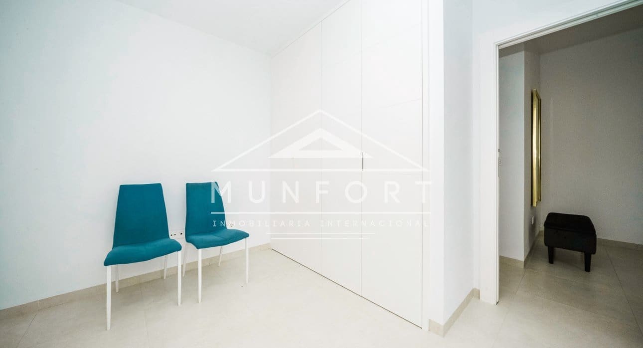 3 Zimmer Haus zu verkaufen in Pilar de la Horadada mit Pool - 399.000 € (Ref: 9386902)