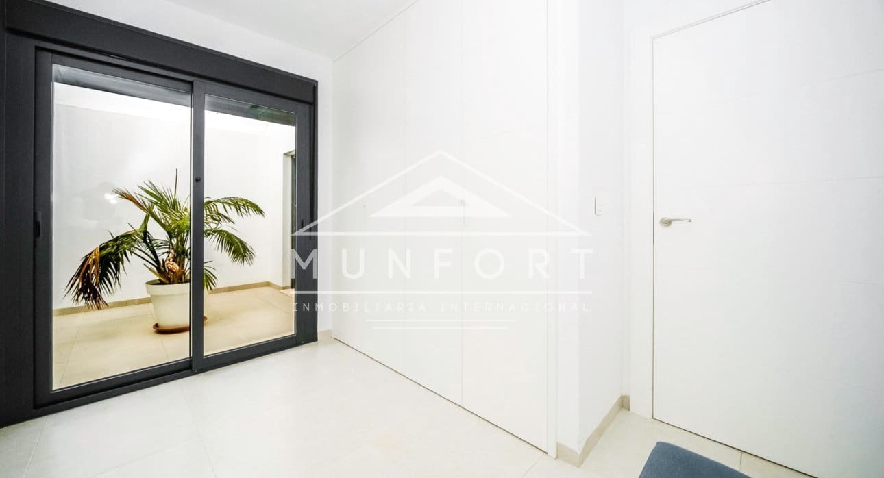 3 Zimmer Haus zu verkaufen in Pilar de la Horadada mit Pool - 399.000 € (Ref: 9386902)