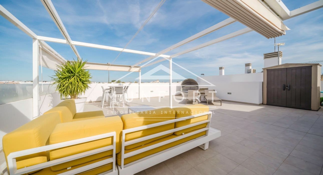 3 Zimmer Haus zu verkaufen in Pilar de la Horadada mit Pool - 399.000 € (Ref: 9386902)