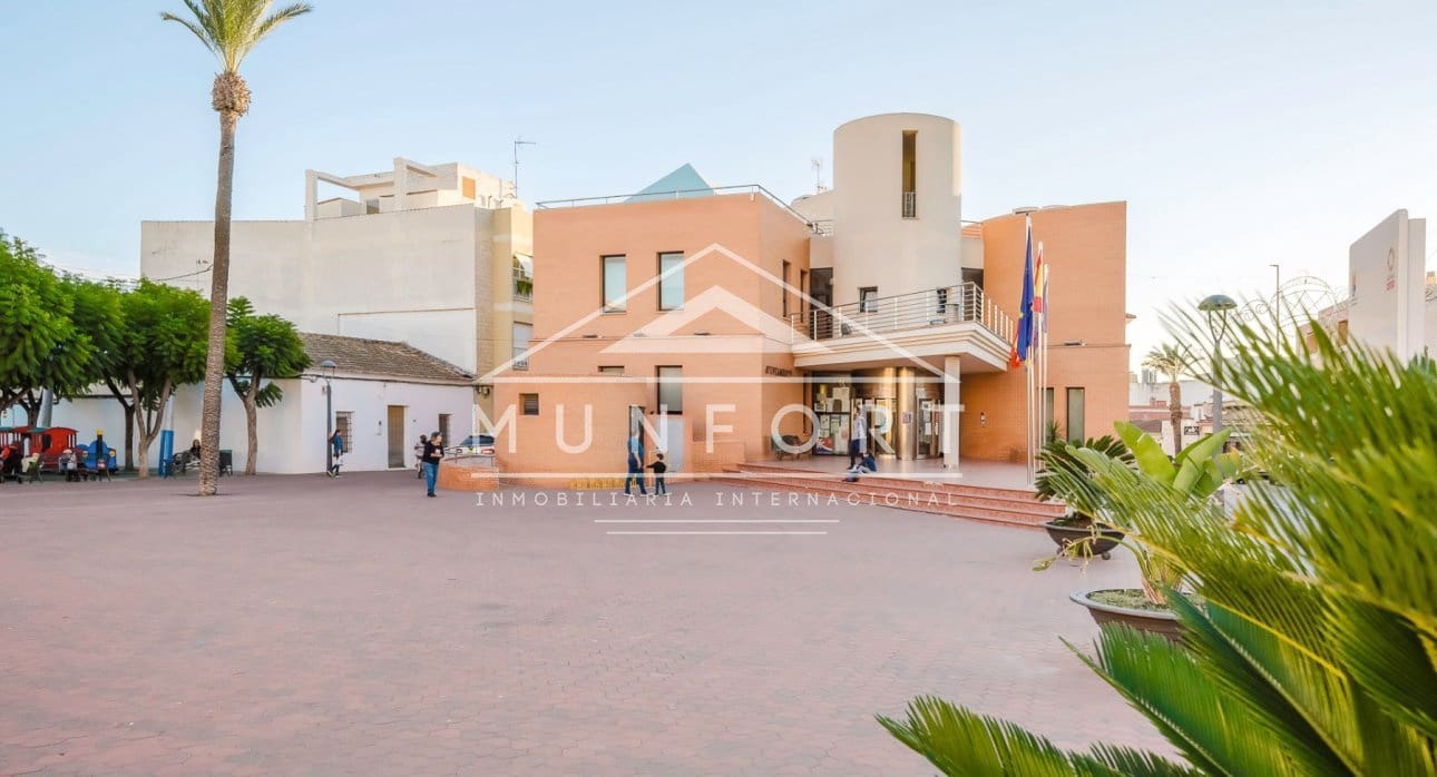 2 bedroom Villa for sale in Los Montesinos with pool - € 129,900 (Ref: 9386905)