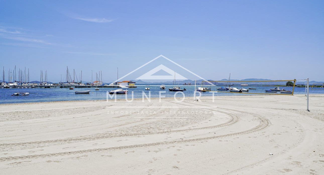 2 Zimmer Apartment zu verkaufen in Los Alcazares mit Pool - 339.000 € (Ref: 9388530)