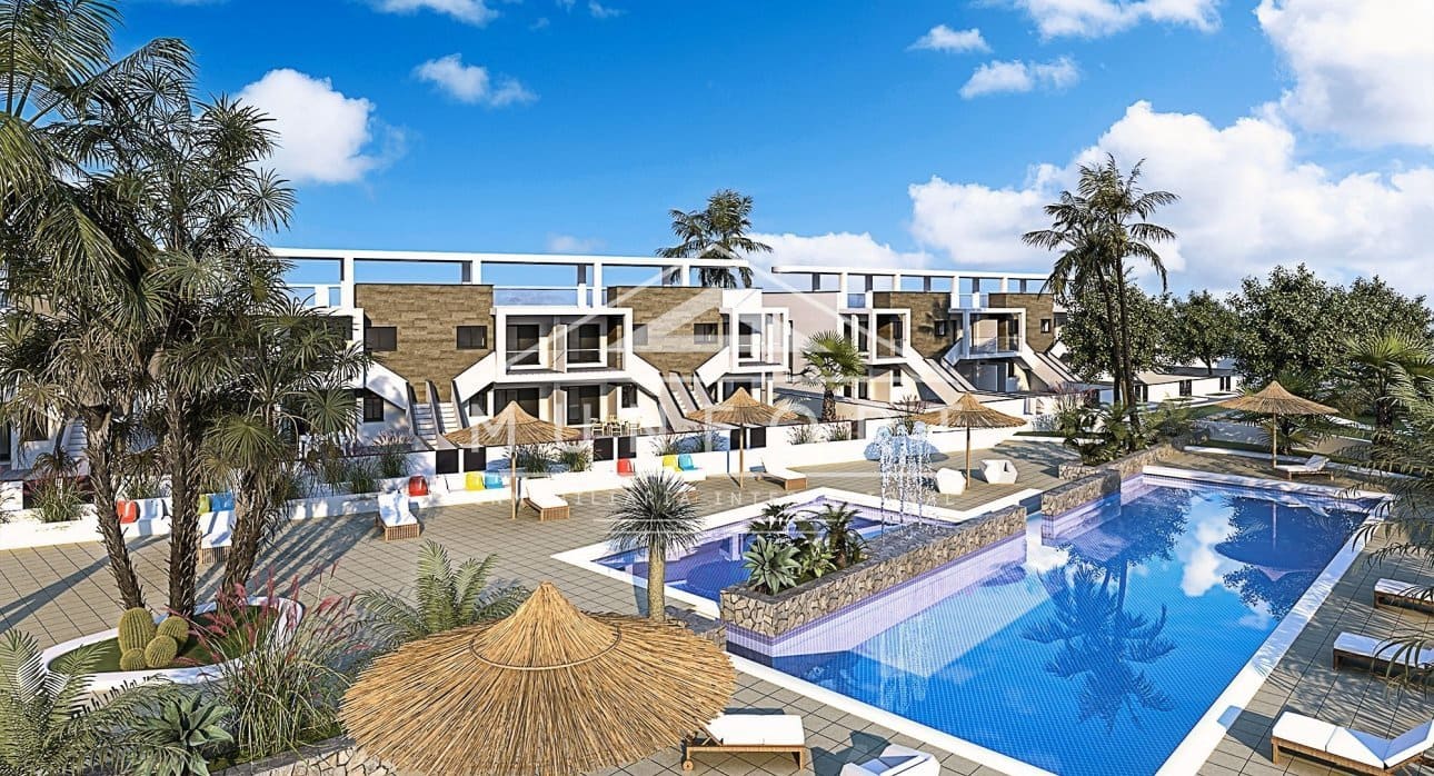 3 Zimmer Apartment zu verkaufen in Pilar de la Horadada mit Pool - 365.000 € (Ref: 9401788)