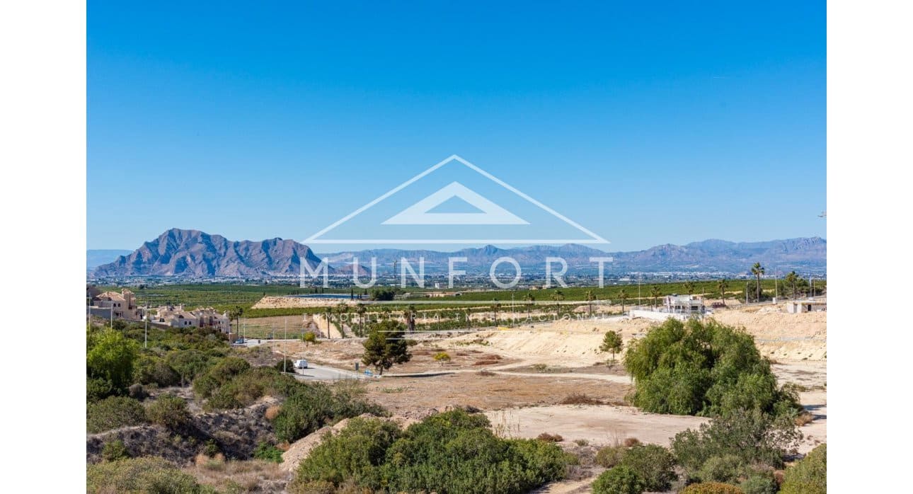 Chalet de 3 habitaciones en Algorfa en venta con piscina - 670.000 € (Ref: 9402633)