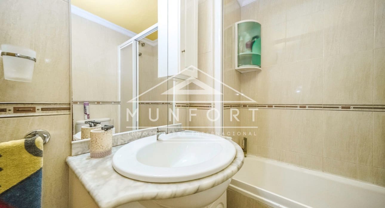 3 chambre Appartement à vendre à Torrevieja - 118 000 € (Ref: 9403648)