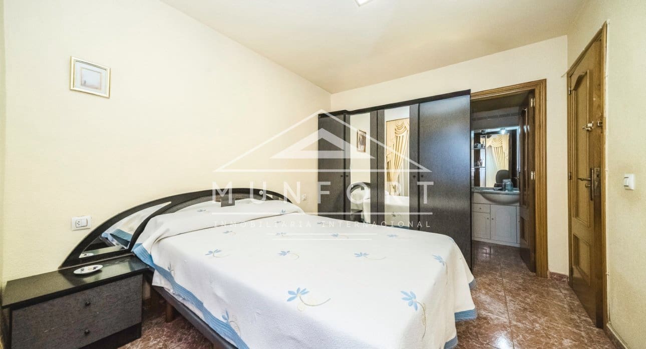 3 chambre Appartement à vendre à Torrevieja - 118 000 € (Ref: 9403648)