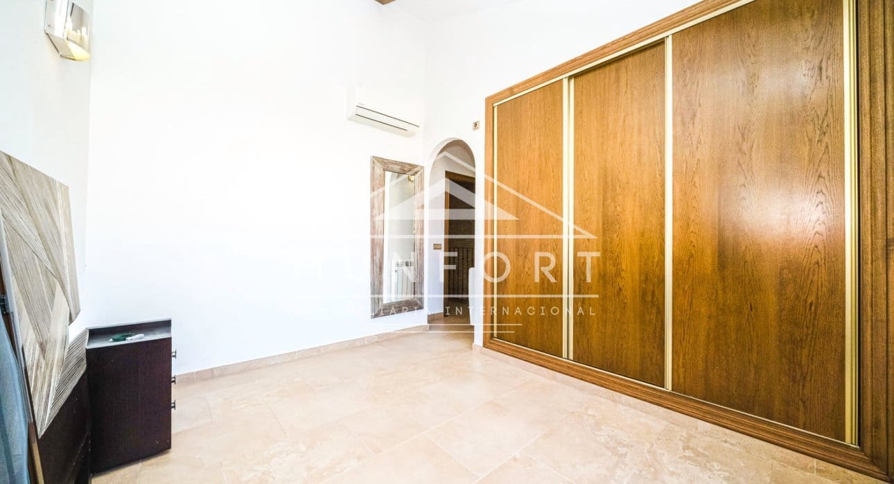 4 bedroom Townhouse for sale in Lo Pagan - € 289,900 (Ref: 9412713)