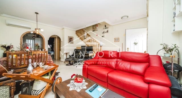 Casa de 2 habitaciones en Villamartin, Orihuela en venta con piscina - 215.000 € (Ref: 9412976)