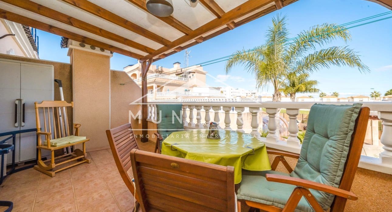 Casa de 2 habitaciones en Villamartin en venta con piscina - 215.000 € (Ref: 9412976)