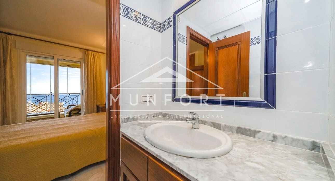 3 bedroom Apartment for sale in Torrevieja with pool - € 369,000 (Ref: 9414540)