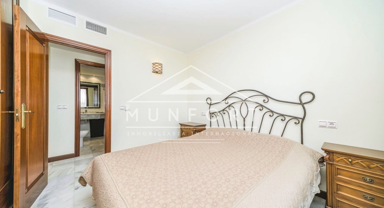 3 bedroom Apartment for sale in Torrevieja with pool - € 369,000 (Ref: 9414540)