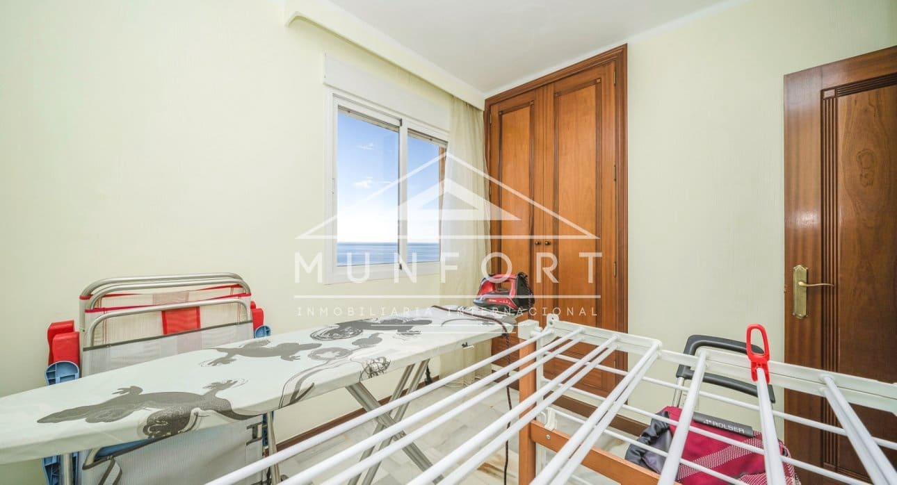 3 bedroom Apartment for sale in Torrevieja with pool - € 369,000 (Ref: 9414540)