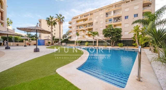 3 bedroom Apartment for sale in Playa de los Locos, Torrevieja with pool - € 369,000 (Ref: 9414540)