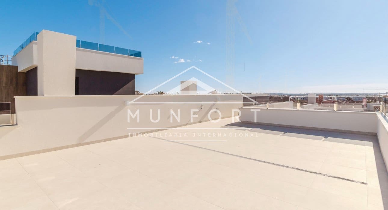 3 sypialnia Willa na sprzedaż w Ciudad Quesada z basenem - 496 000 € (Ref: 9414622)