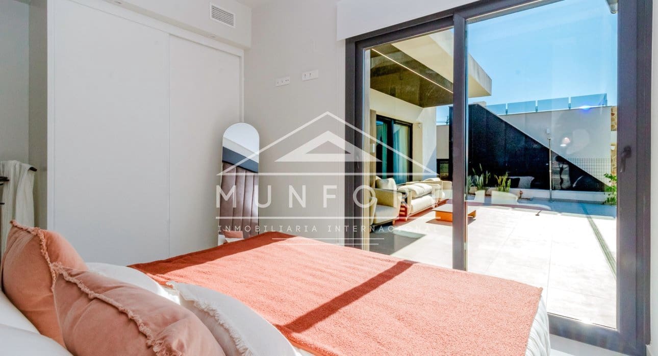 3 sypialnia Willa na sprzedaż w Ciudad Quesada z basenem - 496 000 € (Ref: 9414622)