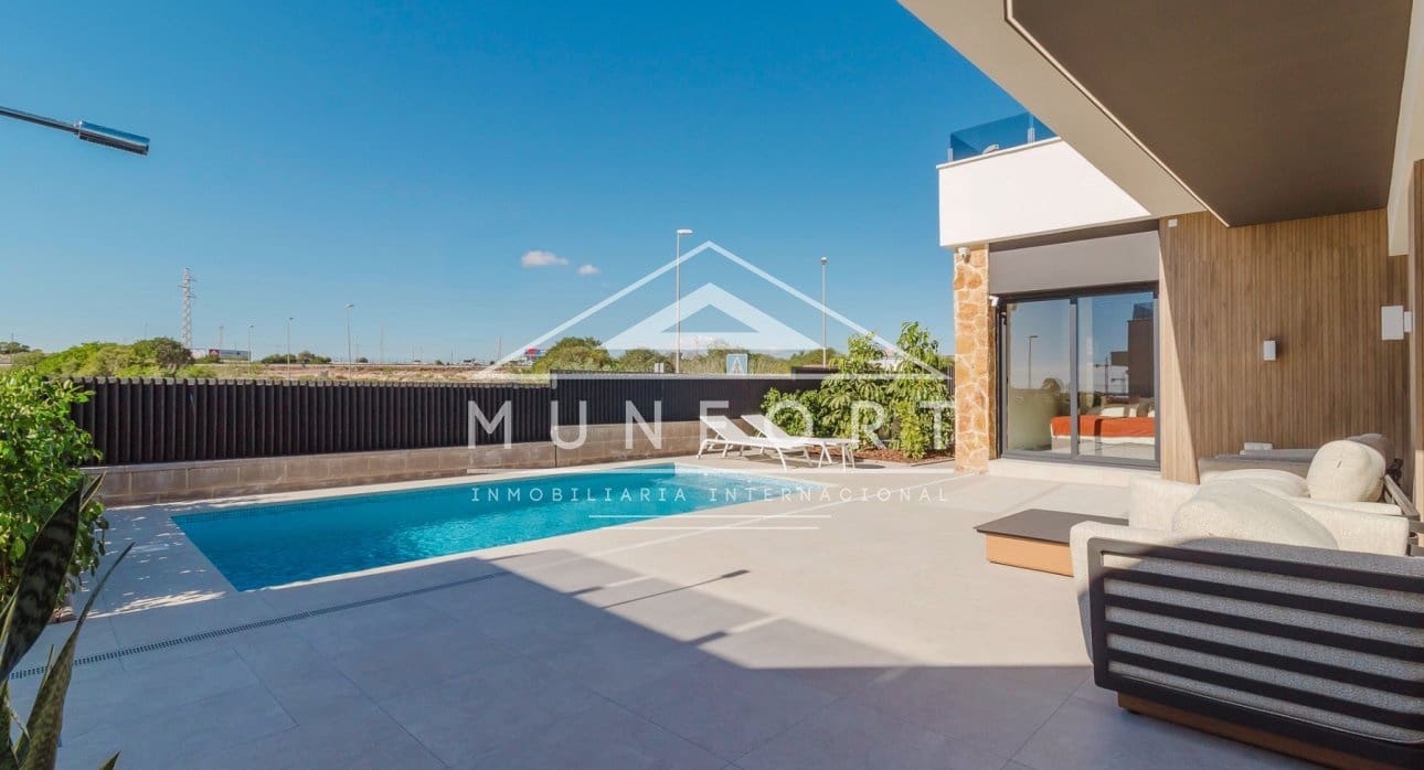 3 sypialnia Willa na sprzedaż w Ciudad Quesada z basenem - 496 000 € (Ref: 9414622)