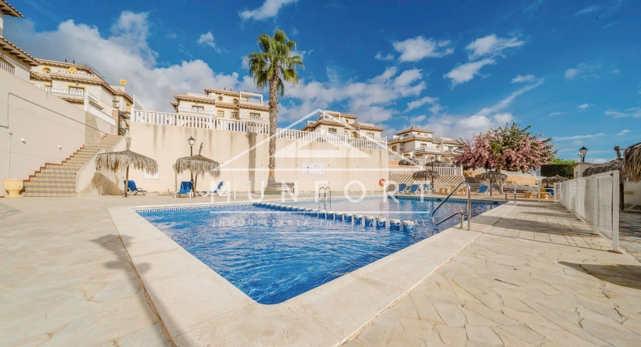 2 bedroom Apartment for sale in Orihuela Costa with pool - € 174,900 (Ref: 9415266)