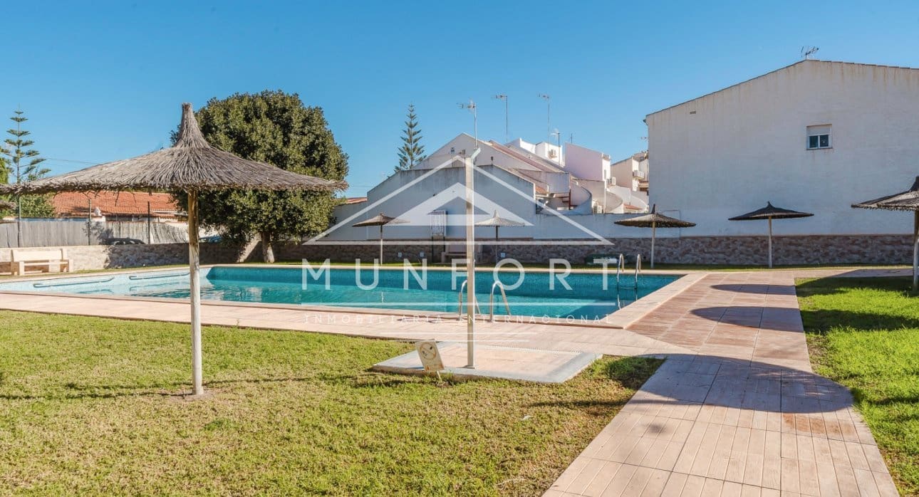 1 slaapkamer Appartement te koop in Torrevieja met zwembad - € 135.000 (Ref: 9417493)