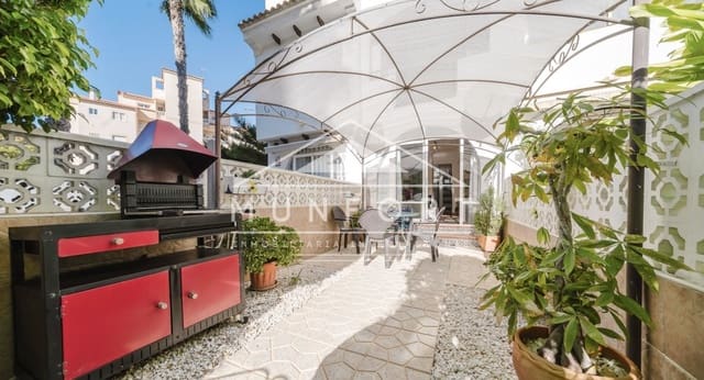 1 chambre Appartement à vendre à Nueva Torrevieja, Torrevieja avec piscine - 135 000 € (Ref: 9417493)