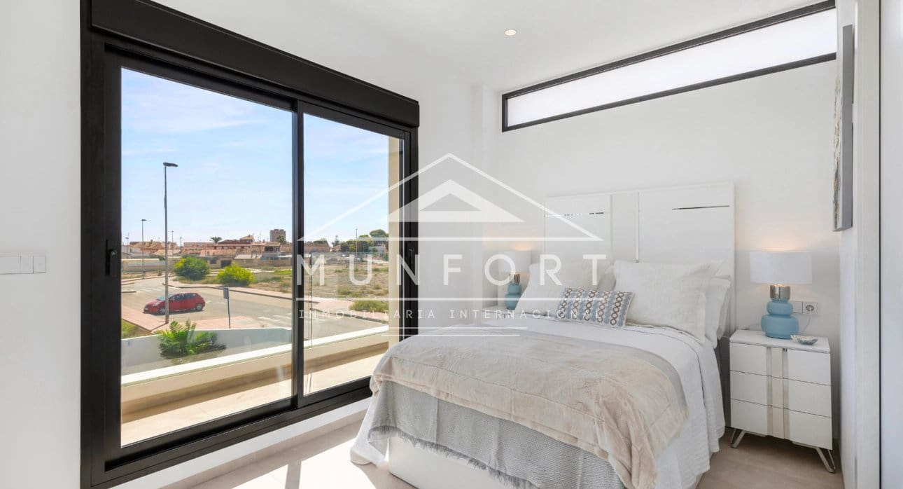 3 chambre Maison de Ville à vendre à Santiago de la Ribera avec piscine - 475 000 € (Ref: 9420076)