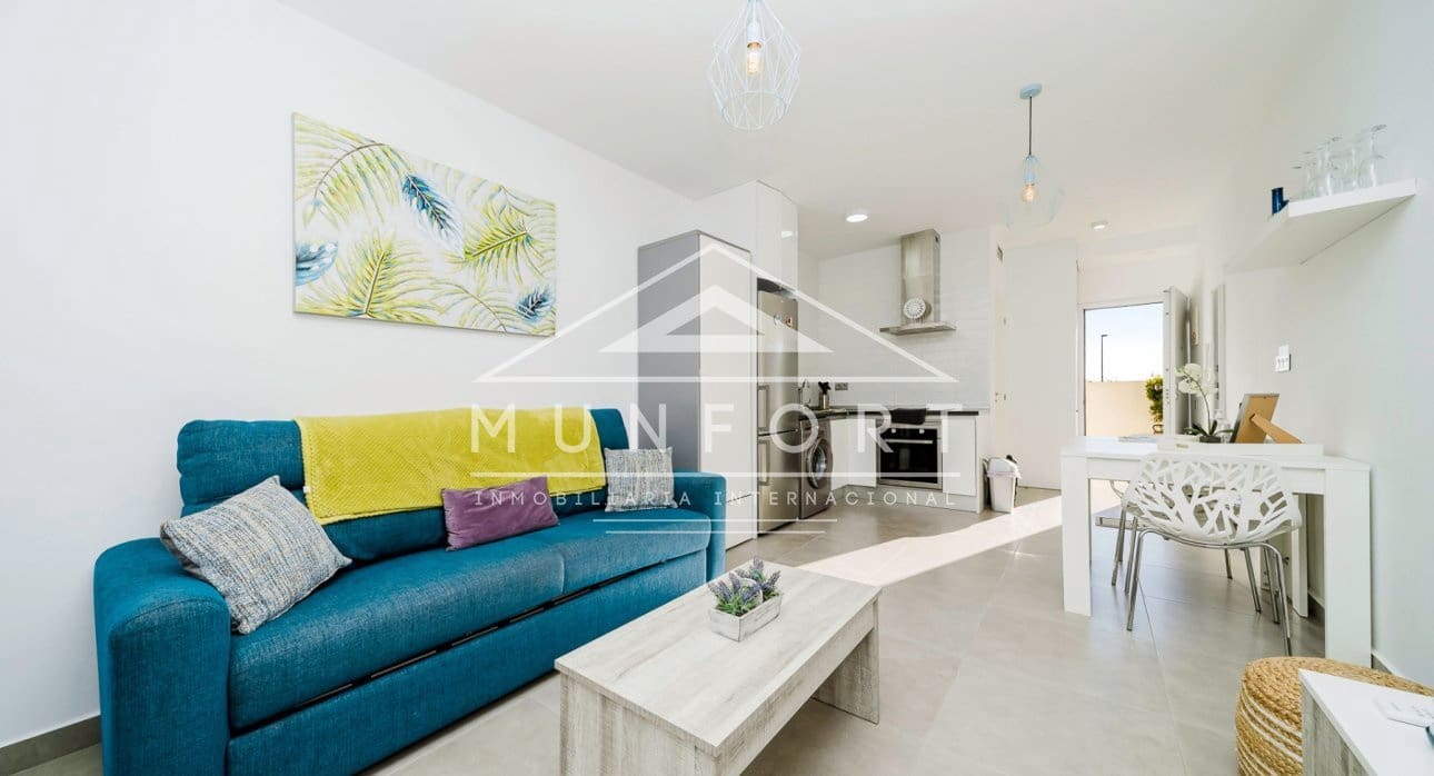 Studio na sprzedaż w Pilar de la Horadada z basenem - 119 900 € (Ref: 9421875)