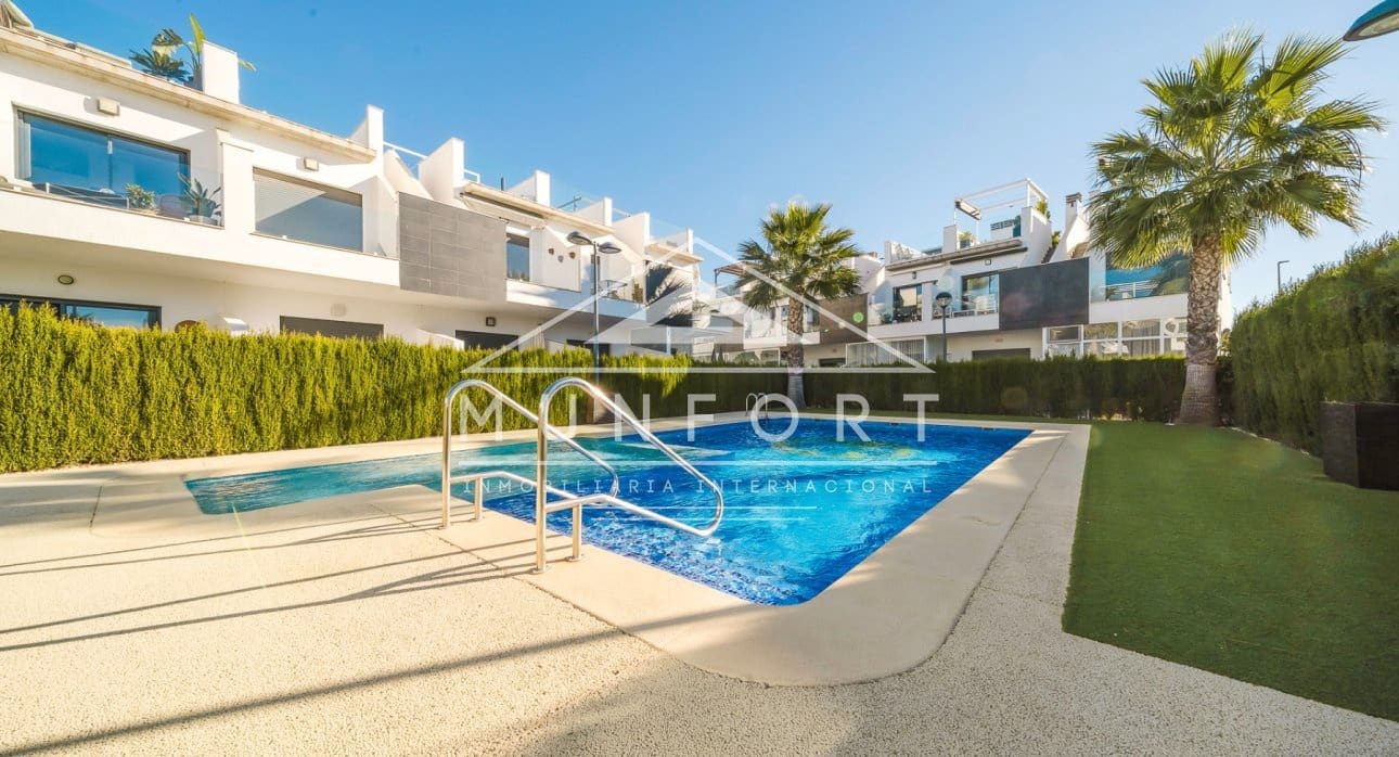 Studio na sprzedaż w Pilar de la Horadada z basenem - 119 900 € (Ref: 9421875)