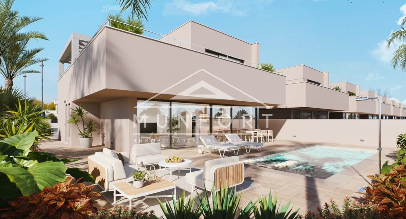 3 Zimmer Villa zu verkaufen in Roldan mit Pool - 995.000 € (Ref: 9428191)