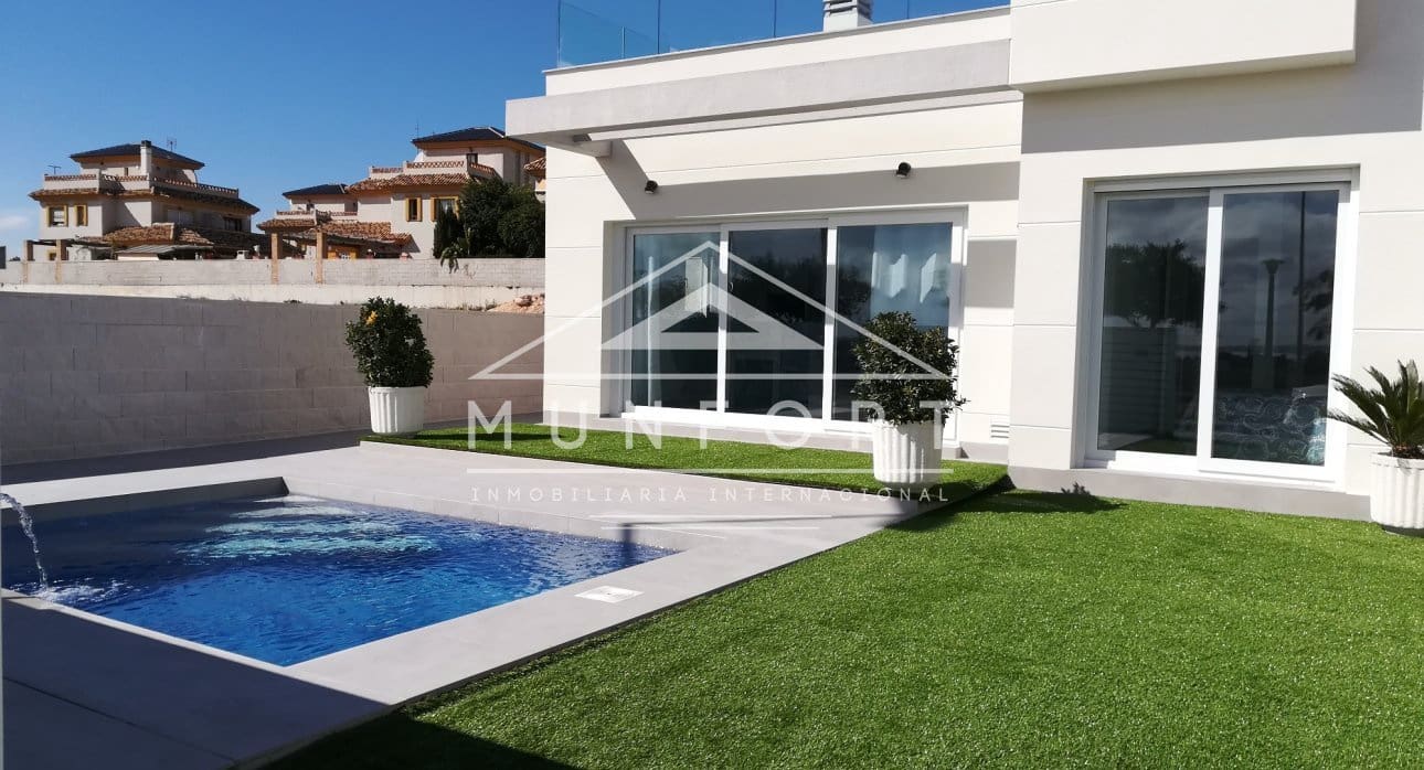 3 bedroom Terraced Villa for sale in Los Montesinos with pool - € 295,000 (Ref: 9431848)