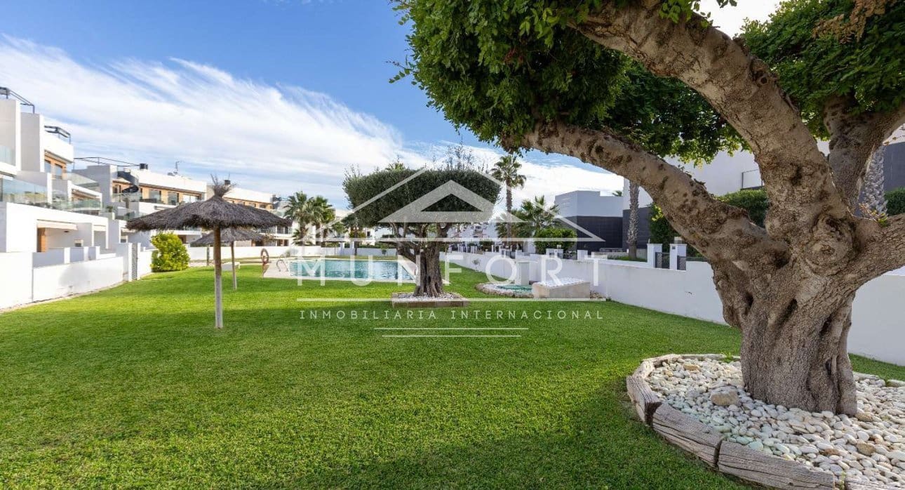 2 sovrum Villa till salu i Orihuela Costa med pool - 339 000 € (Ref: 9432594)