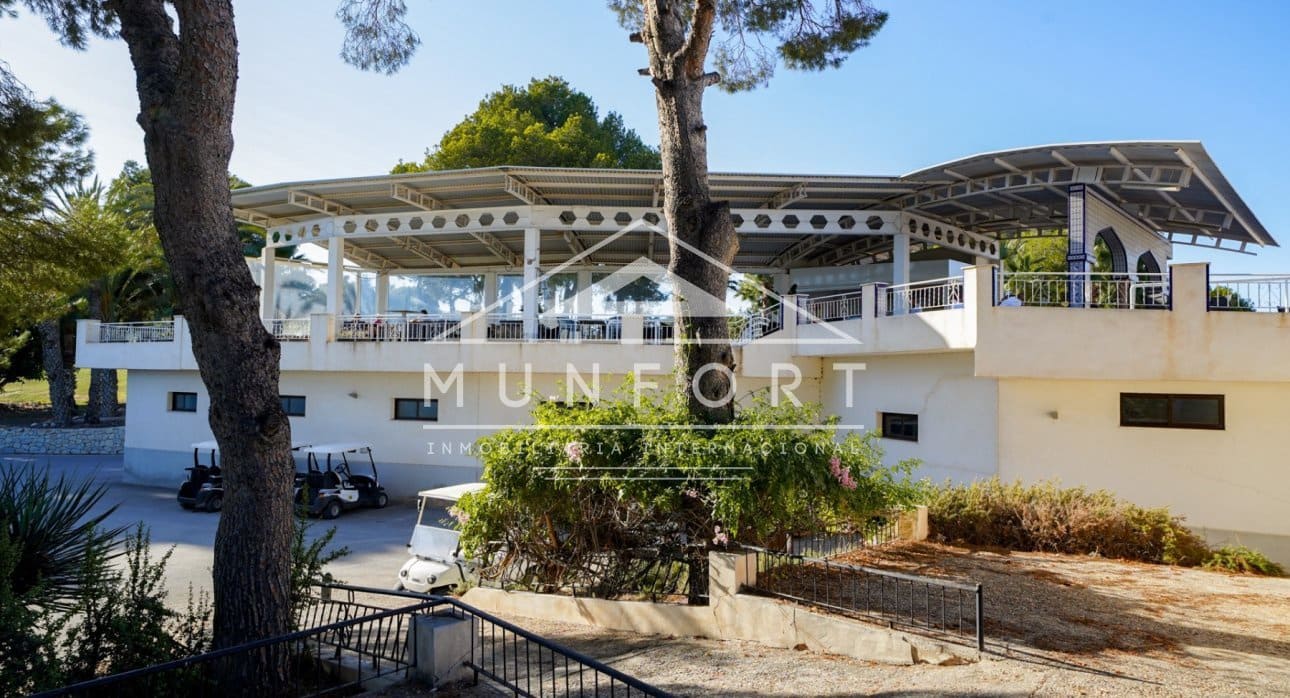 2 sovrum Villa till salu i Orihuela Costa med pool - 339 000 € (Ref: 9432594)