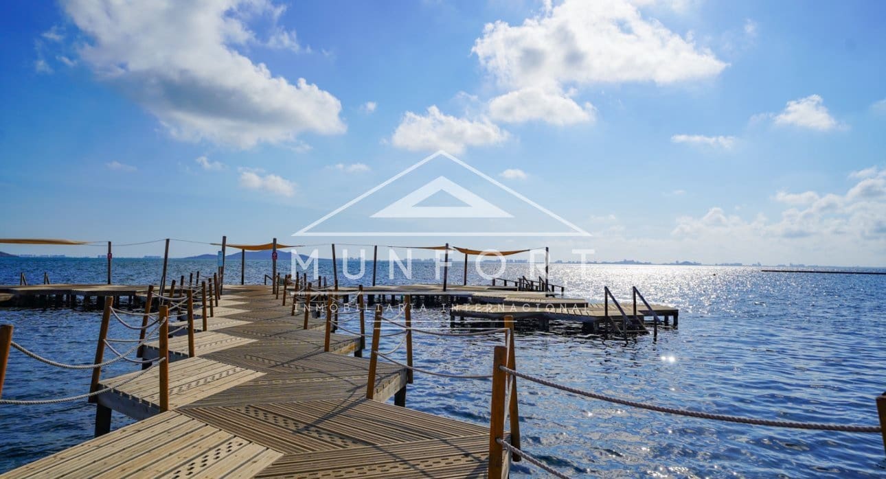 2 slaapkamer Penthouse te koop in Mar de Cristal met zwembad - € 299.000 (Ref: 9432596)