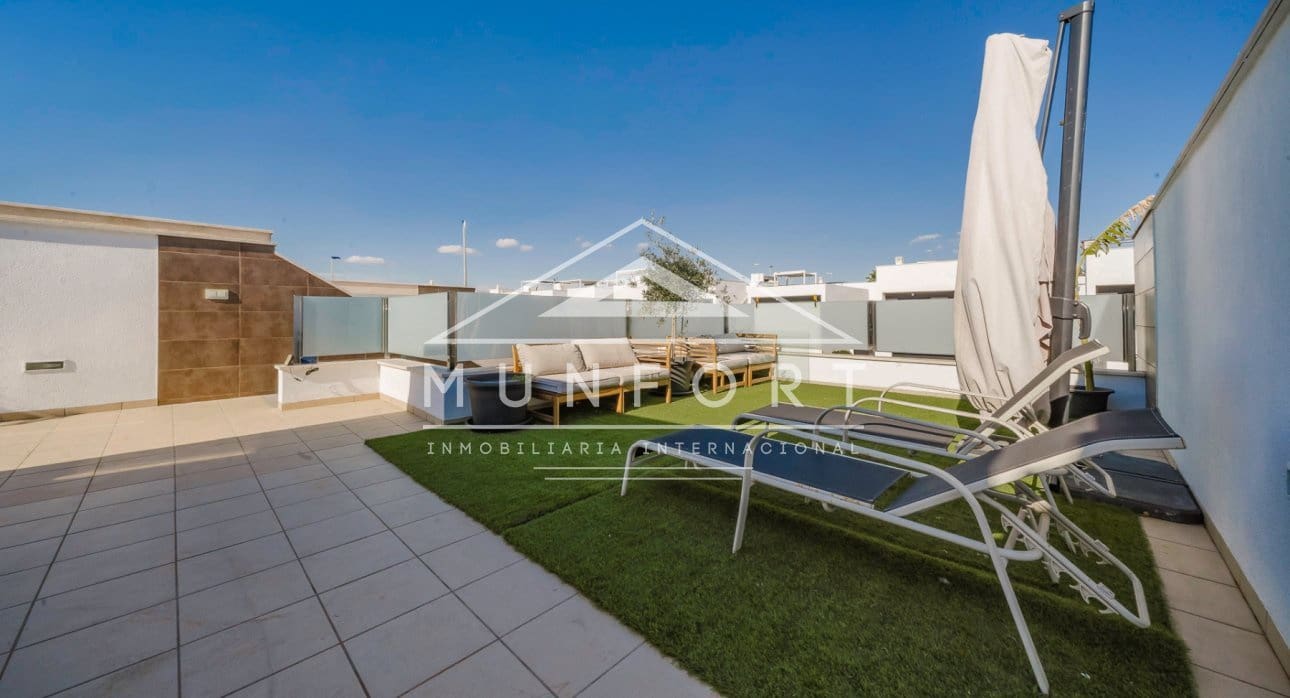 3 bedroom Villa for sale in San Pedro del Pinatar with pool - € 329,000 (Ref: 9432597)