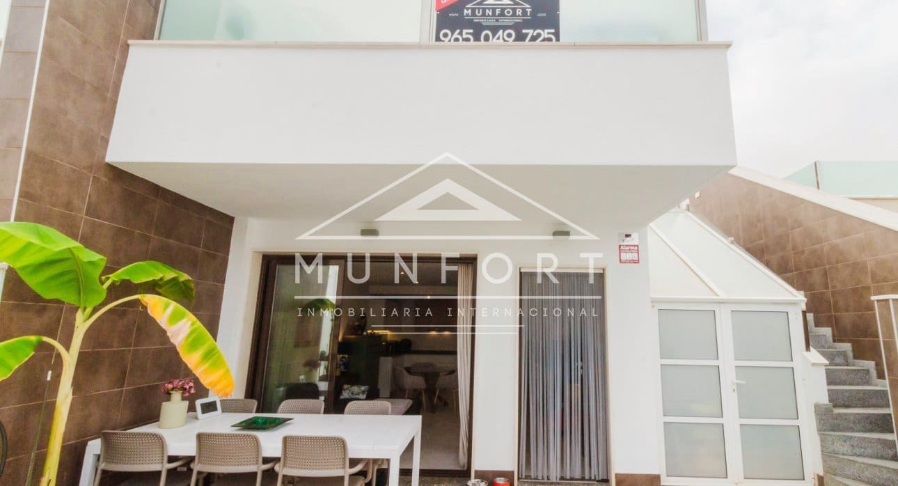 3 bedroom Villa for sale in San Pedro del Pinatar with pool - € 329,000 (Ref: 9432597)