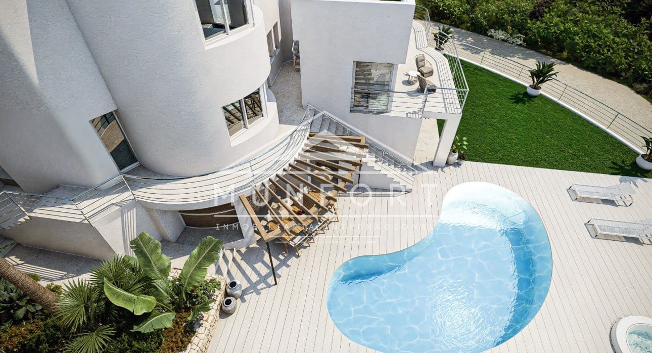 4 bedroom Villa for sale in Altea with pool - € 2,190,000 (Ref: 9436318)